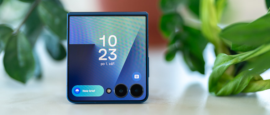 Recenzia: Samsung Galaxy Z Flip7 – Keď štýl hrá prím Z Flip7