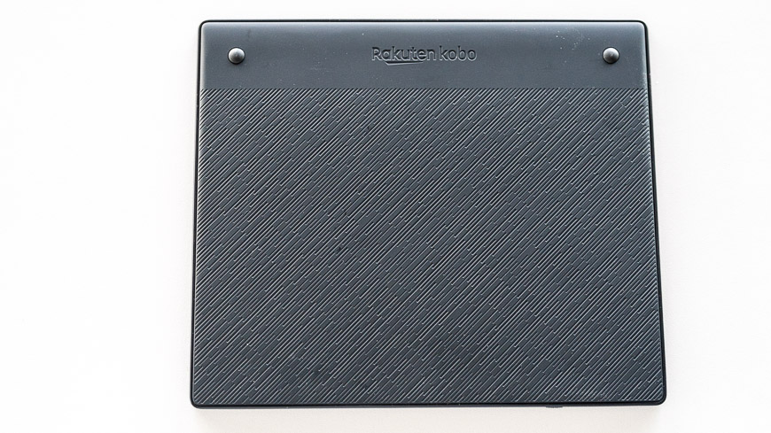 Recenzia: Čítačka e-kníh Kobo Elipsa 2E – Slúži na čítanie alebo písanie? Vlastne na oboje! Obal čítačky e-kníh Kobo Elipsa 2E