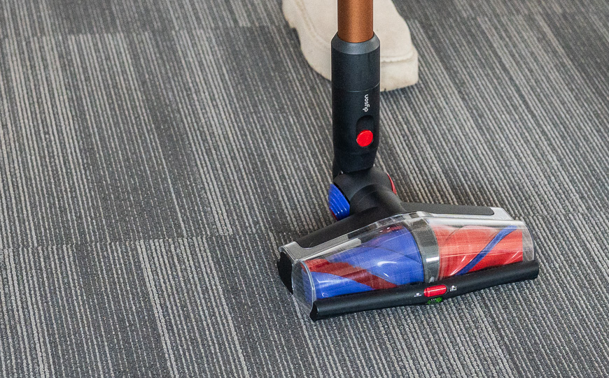 Recenzia: Tyčový vysávač Dyson V16 Piston Animal Submarine™– Expert na podlahy 3 v 1 Recenzia: Tyčový vysávač Dyson V16 Piston Animal Submarine™– Expert na podlahy 3 v 1