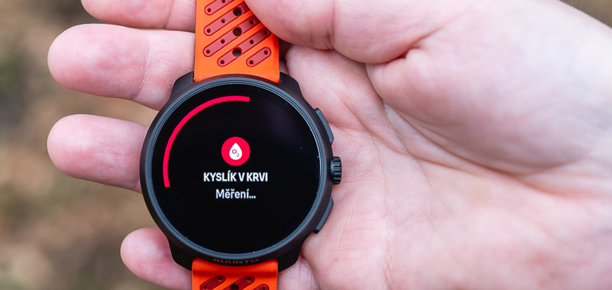 Recenzia: Inteligentné hodinky Suunto Race 2 sú dôstojným sparing partnerom detail ciferníka Suunto Race 2