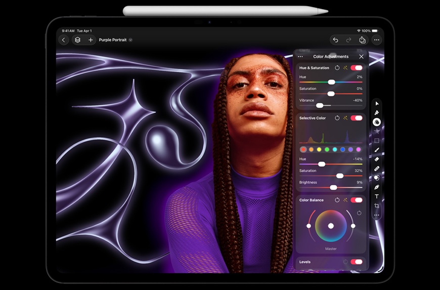 iPad Creator Studio