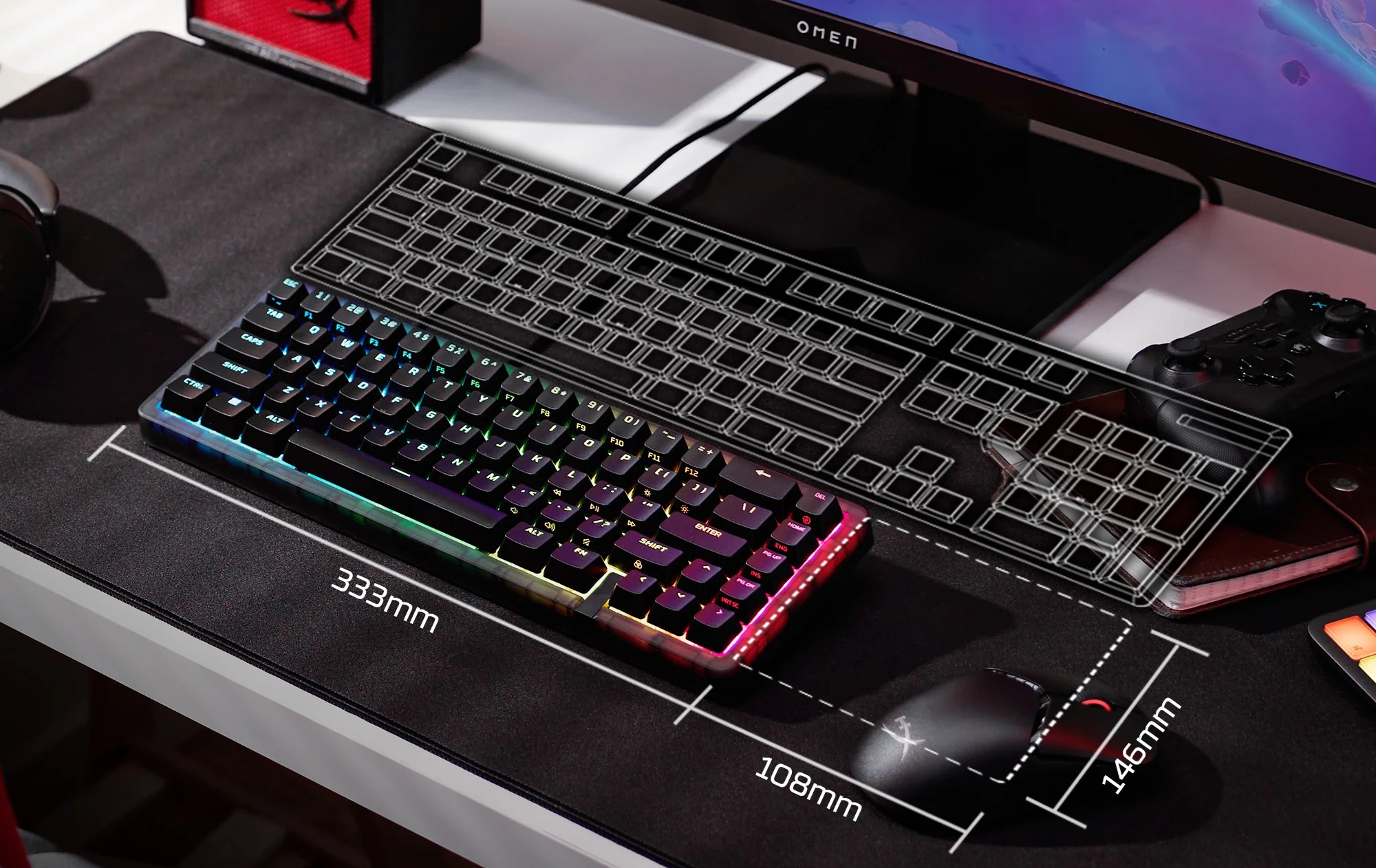 Nové herné klávesnice HyperX: Tri RGB zbrane pre víťazstvo v hre Klávesnica HyperX na stole s informáciami o rozmeroch.