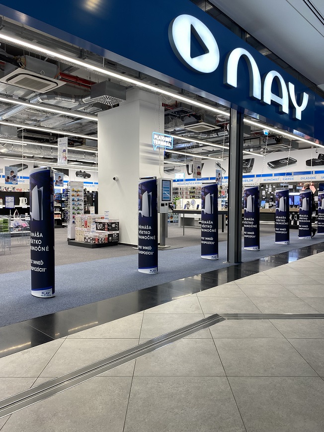 Modernizácia predajní NAY prináša tichší a komfortnejší nákup Predajňa NAY s novými akustickými kobercami