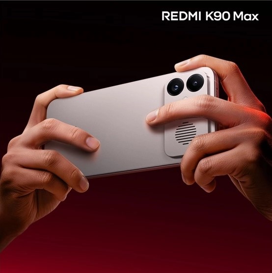 Redmi K90 Max: Nový kráľ herných telefónov? herný telefón Redmi K90 Max držaný ľudskými rukami
