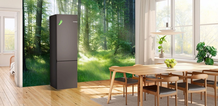 Bosch Green Collection: Dajte prírode zelenú Ekologická chladnička Bosch Green Collection v kuchyni.