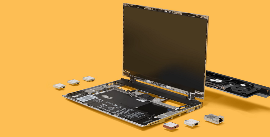 Framework laptop 16 s vymeniteľnými komponentami na oranžovom pozadí
