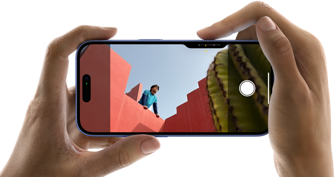 ukážka videorežimu v iPhone pri držaní v rukách