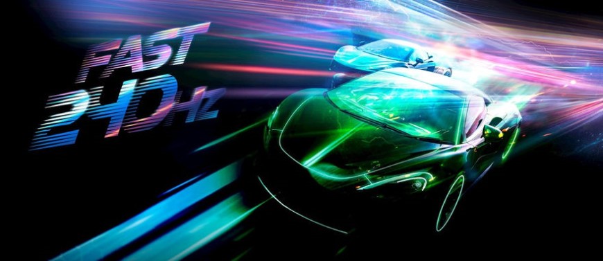 Ako vybrať projektor? ukážka z hry s rýchlymi autami, nápis Fast 240 Hz