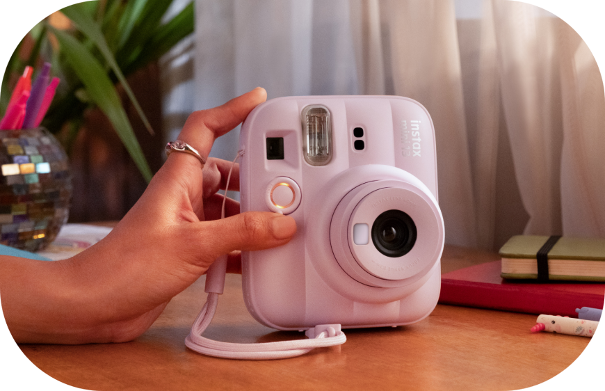 Fujifilm instax mini 13 v růžové barvě