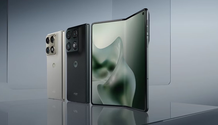 Svet skladacích telefónov: Ktorý ohybný krásavec je ten pravý pre vás? pohled na model telefonu Motorola Fold