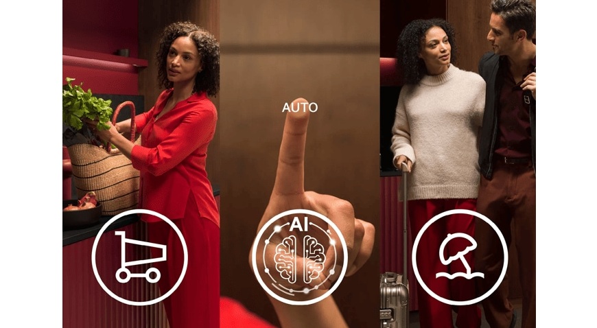 27 dB ticha: Chladnička AEG prináša nový štandard chladenia Vľavo žena s nákupom v kuchyni, symbol Auto Shopping Mode. Uprostred prst stláča funkciu Auto – symbol pre režim Automatické riadenie teploty. Vpravo muž a žena s kufrom - symbol Auto Vacation Mode.
