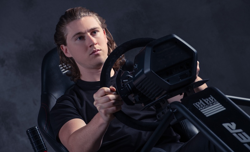 Next Level Racing: Výbava pro simracing bez kompromisů Next Level Racing: Výbava pre simracing bez kompromisov