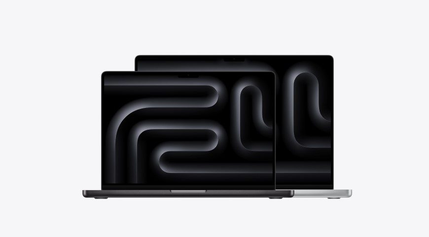 Priamy pohľad na obe farebné prevedenia notebookov MacBook Pro s čipmi M6